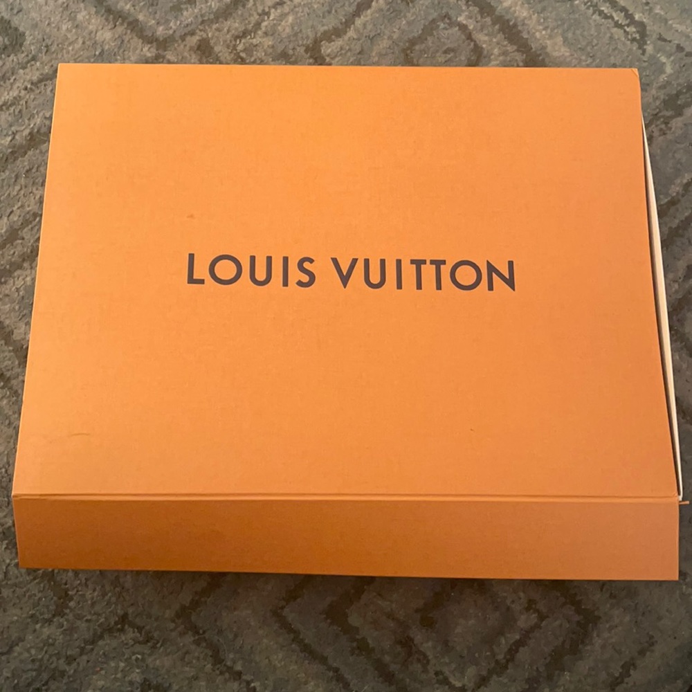 Louis Vuitton gift box